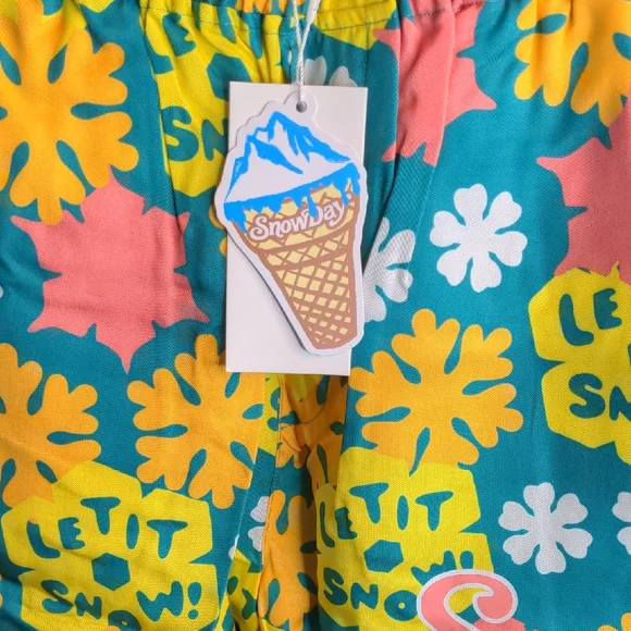 SNOWDAY Snowflake Shorts - Picture 4 of 4